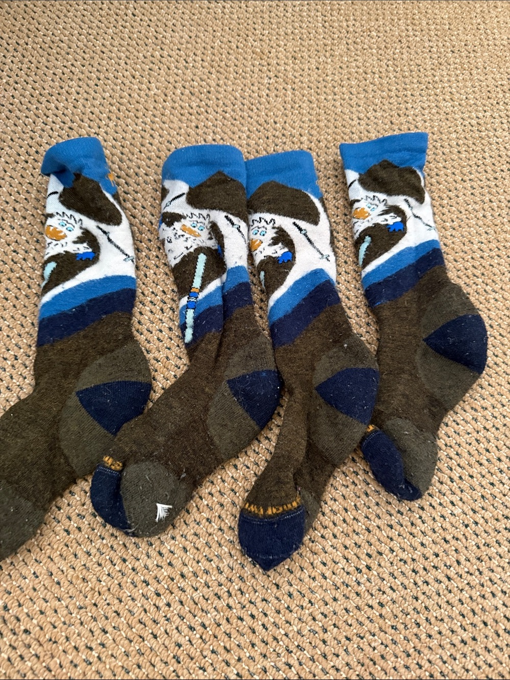 Kids Smartwool ski/winter Socks with snow monster Design (2 pairs)